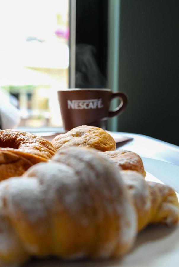 Mergan Hotel Korce Ngoại thất bức ảnh